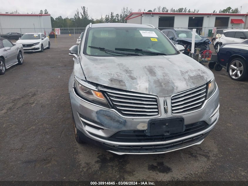 VIN 5LMCJ2D90HUL35223 2017 LINCOLN MKC SELECT