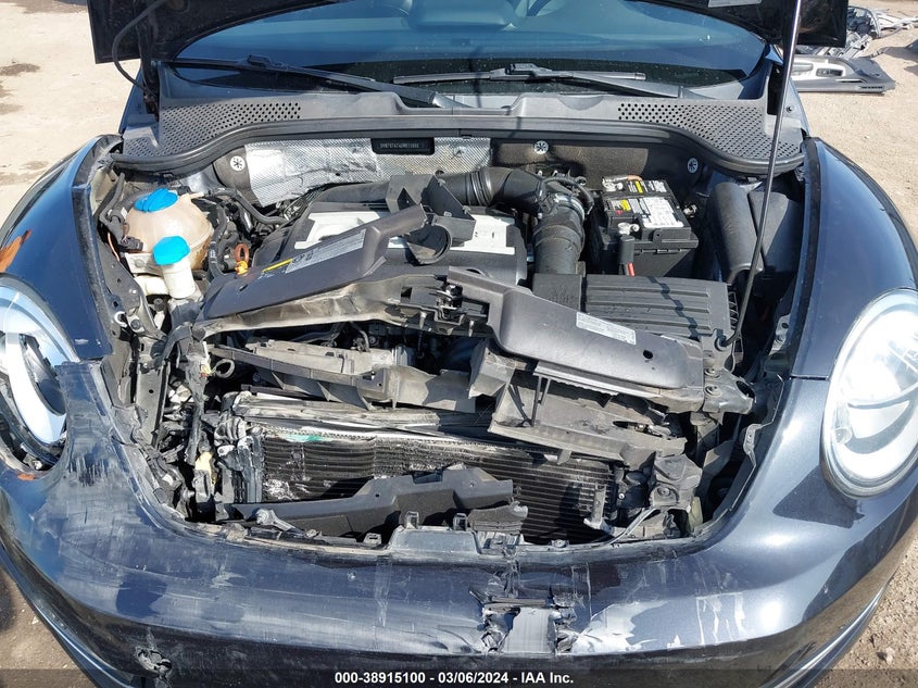 2013 VOLKSWAGEN BEETLE 2.0T - 3VW767AT4DM811332