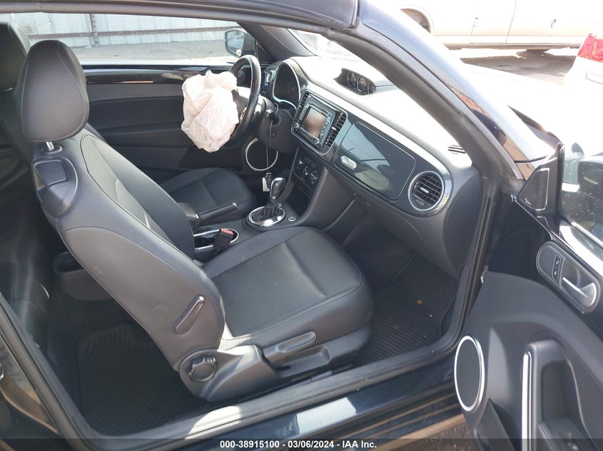 2013 VOLKSWAGEN BEETLE 2.0T - 3VW767AT4DM811332