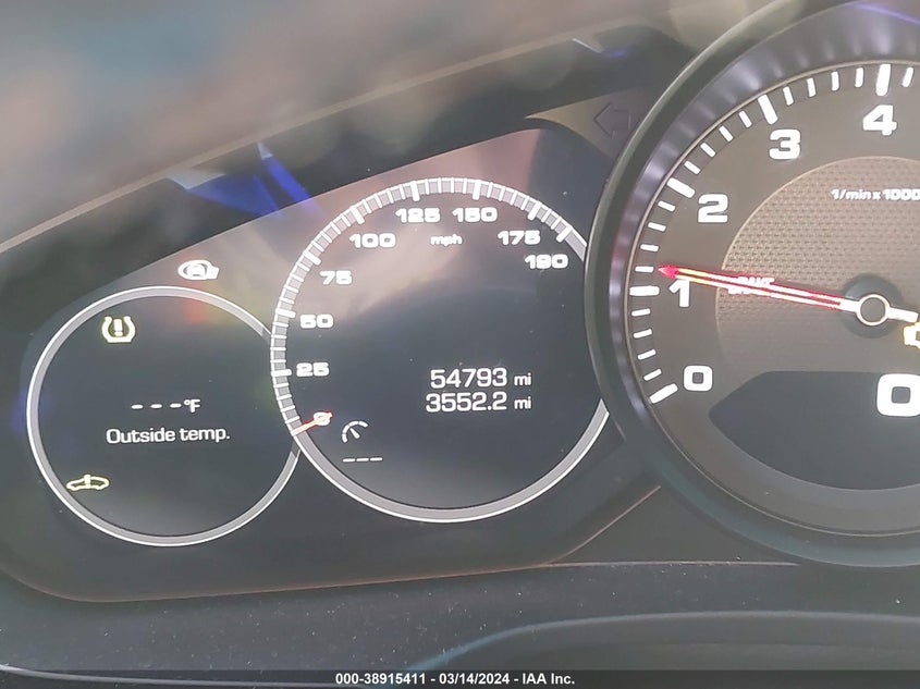 2018 PORSCHE PANAMERA 4 - WP0AA2A75JL107392