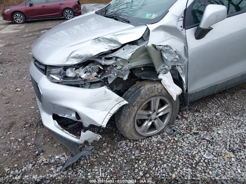 VIN KL7CJNSB0JB712257 2018 CHEVROLET TRAX LS