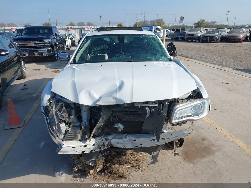 2019 CHRYSLER 300 LIMITED - 2C3CCAEG6KH594807