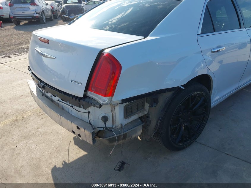2019 CHRYSLER 300 LIMITED - 2C3CCAEG6KH594807