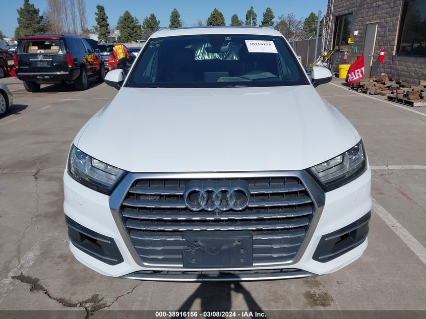 2017 AUDI Q7 PREMIUM PLUS - WA1LAAF70HD021501