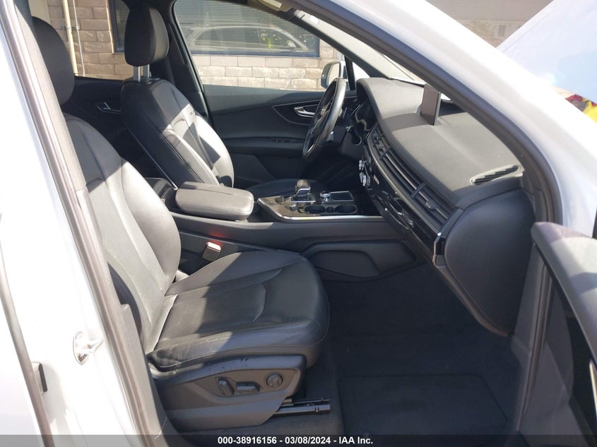 2017 AUDI Q7 PREMIUM PLUS - WA1LAAF70HD021501