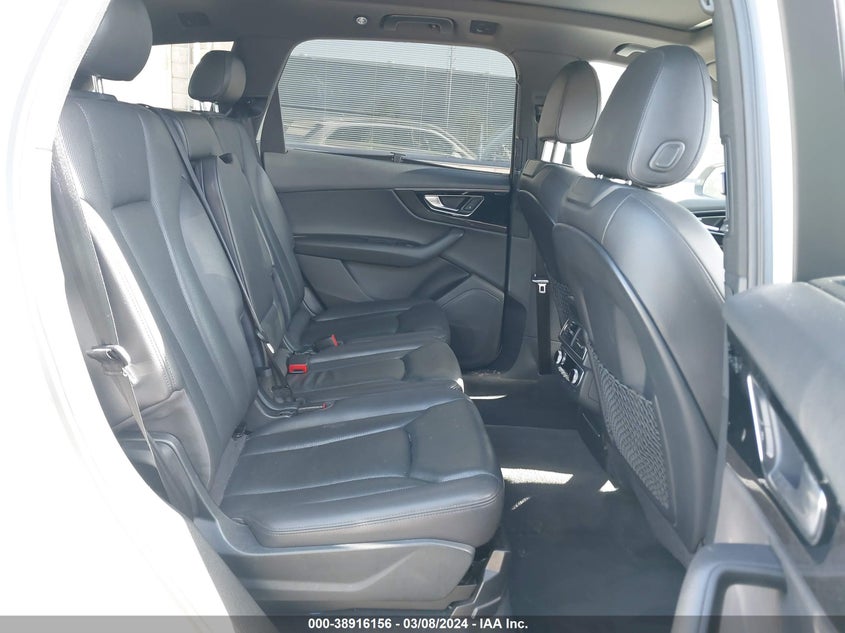 2017 AUDI Q7 PREMIUM PLUS - WA1LAAF70HD021501