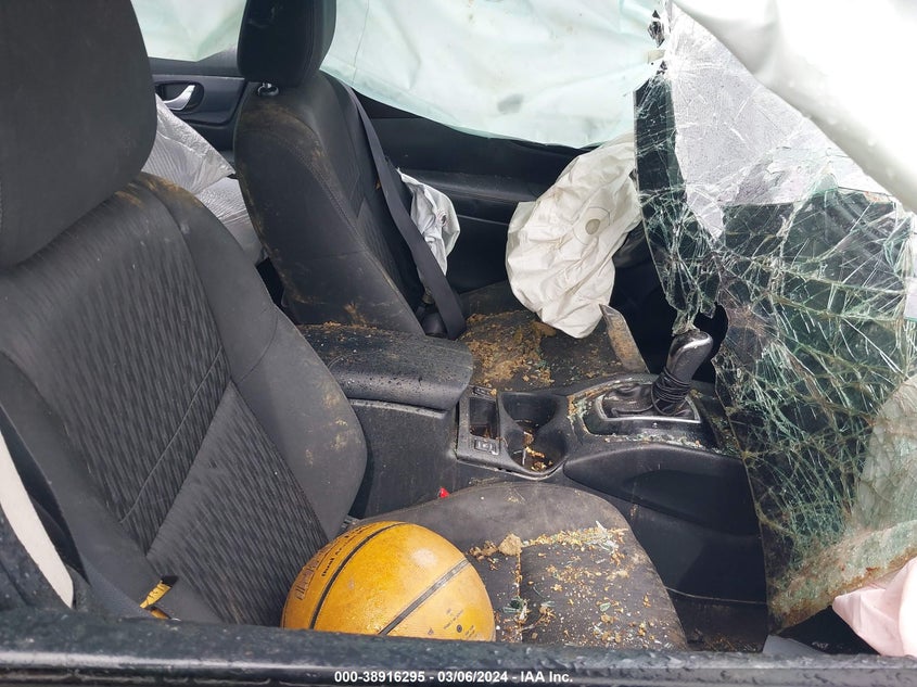 2018 NISSAN ROGUE S/SV - KNMAT2MT3JP525994