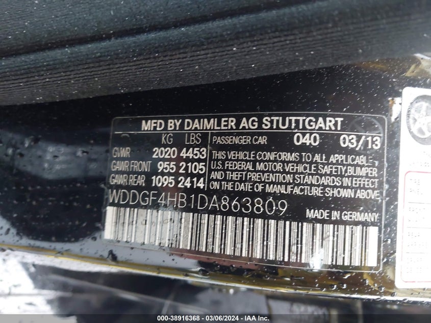 2013 MERCEDES-BENZ C 250 LUXURY/SPORT - WDDGF4HB1DA863809