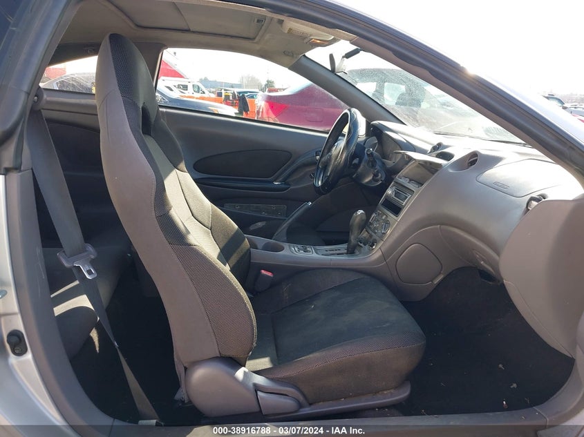 2000 Toyota Celica Gt VIN: JTDDR32T6Y0033015 Lot: 38916788