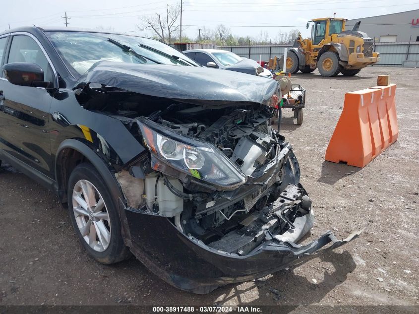 2018 Nissan Rogue Sport S VIN: JN1BJ1CR7JW200476 Lot: 38917488