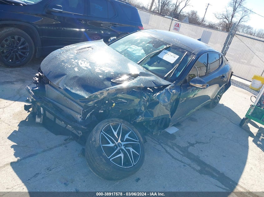 2023 Kia Stinger Gt-Line VIN: KNAE35LD8P6135191 Lot: 38917578