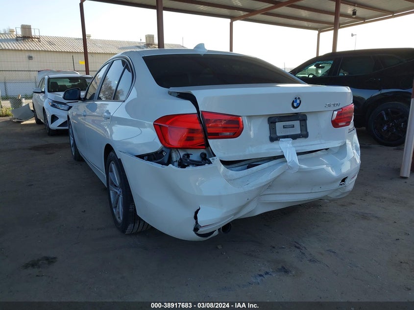 2018 BMW 320I VIN: WBA8A9C5XJAH12345