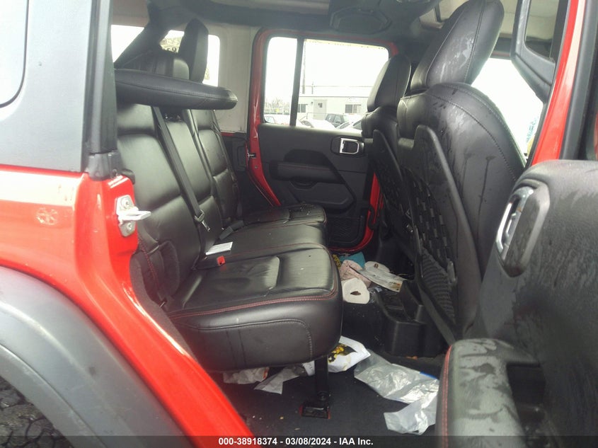 2019 JEEP WRANGLER UNLIMITED SAHARA 4X4 - 1C4HJXEN6KW592520