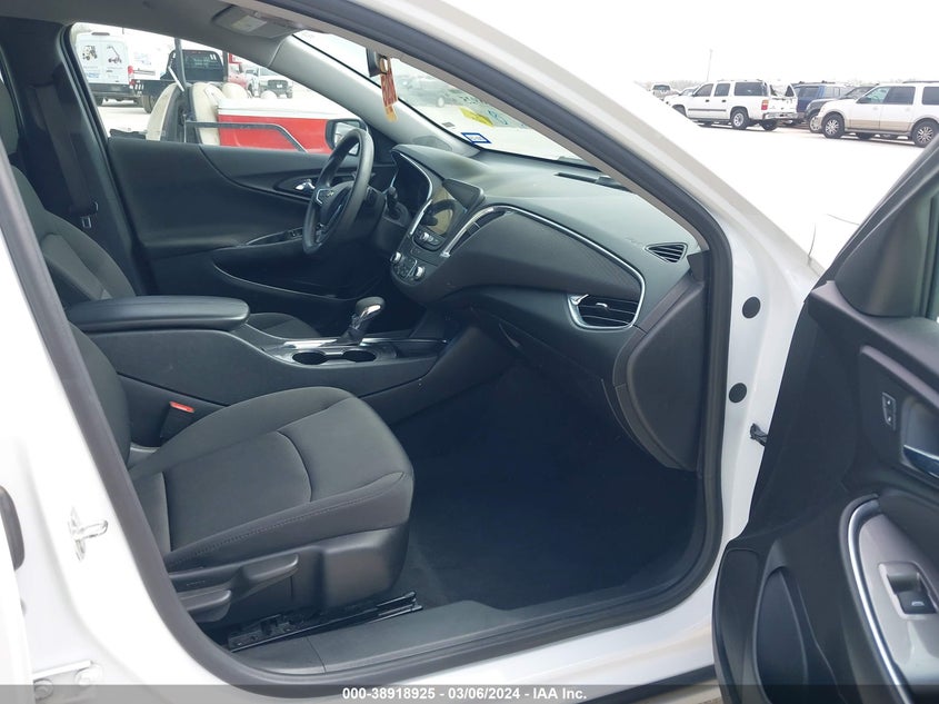 2021 CHEVROLET MALIBU LT - 1G1ZD5ST4MF005830