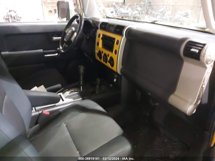 2007 Toyota Fj Cruiser VIN: JTEBU11F670070940 Lot: 38919181