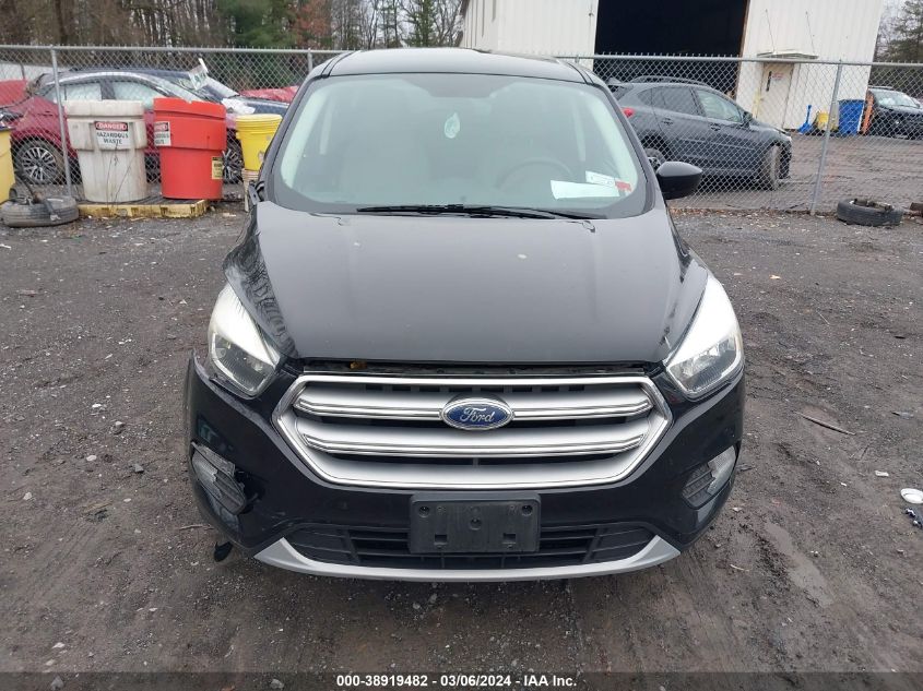 2017 Ford Escape Se VIN: 1FMCU9GD5HUA01949 Lot: 38919482