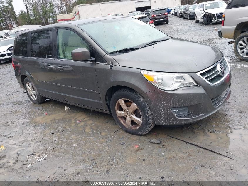 2010 Volkswagen Routan Se VIN: 2V4RW3D1XAR388488 Lot: 38919937