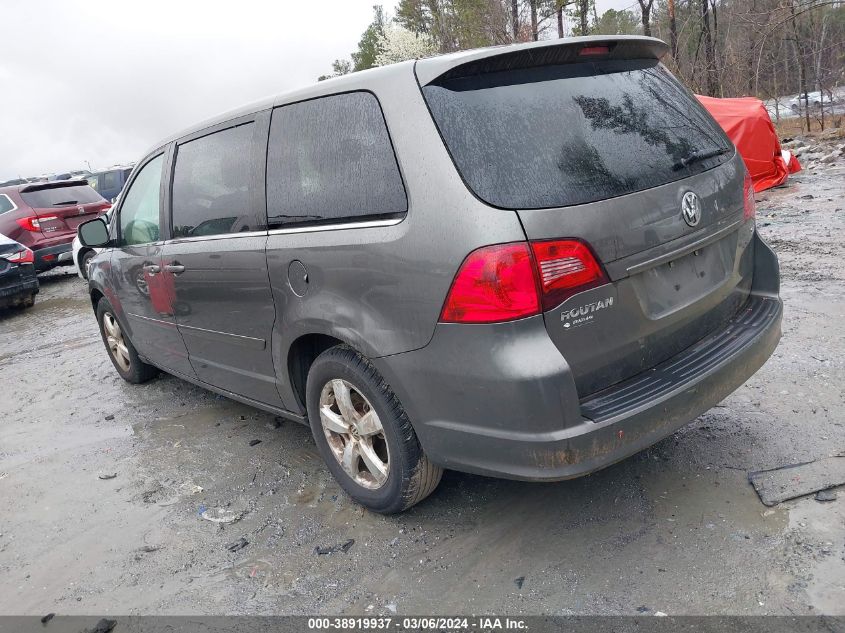 2010 Volkswagen Routan Se VIN: 2V4RW3D1XAR388488 Lot: 38919937