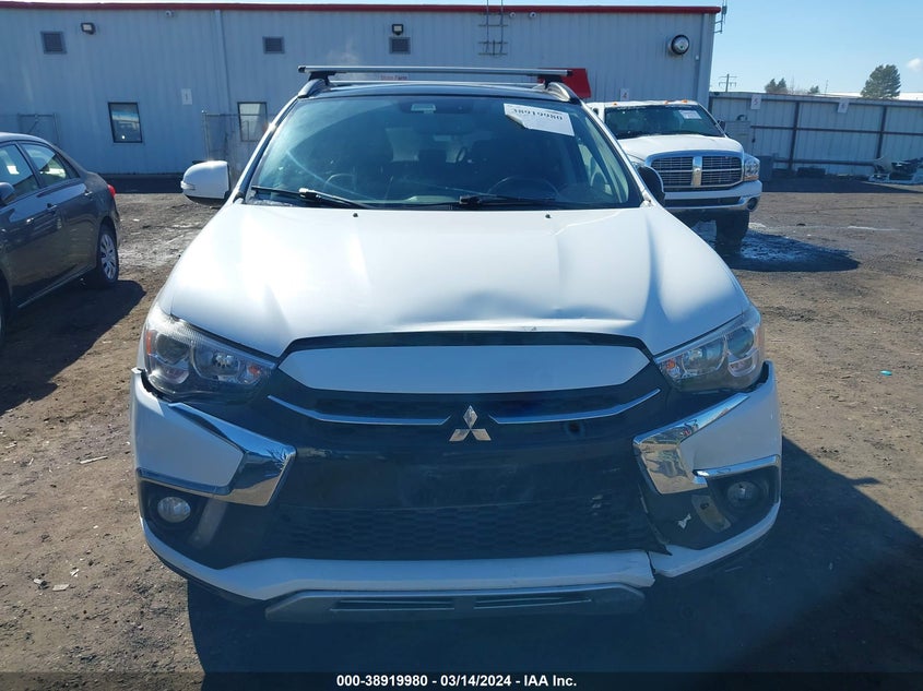 VIN JA4AR4AW3JZ014048 2018 MITSUBISHI OUTLANDER SPORT 2.4 SEL
