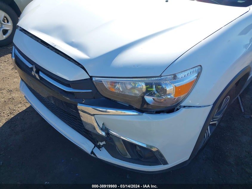 VIN JA4AR4AW3JZ014048 2018 MITSUBISHI OUTLANDER SPORT 2.4 SEL
