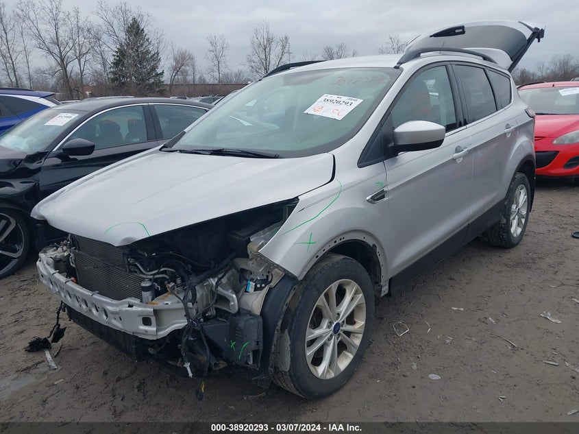 VIN 1FMCU9GD3HUA90372 2017 FORD ESCAPE SE