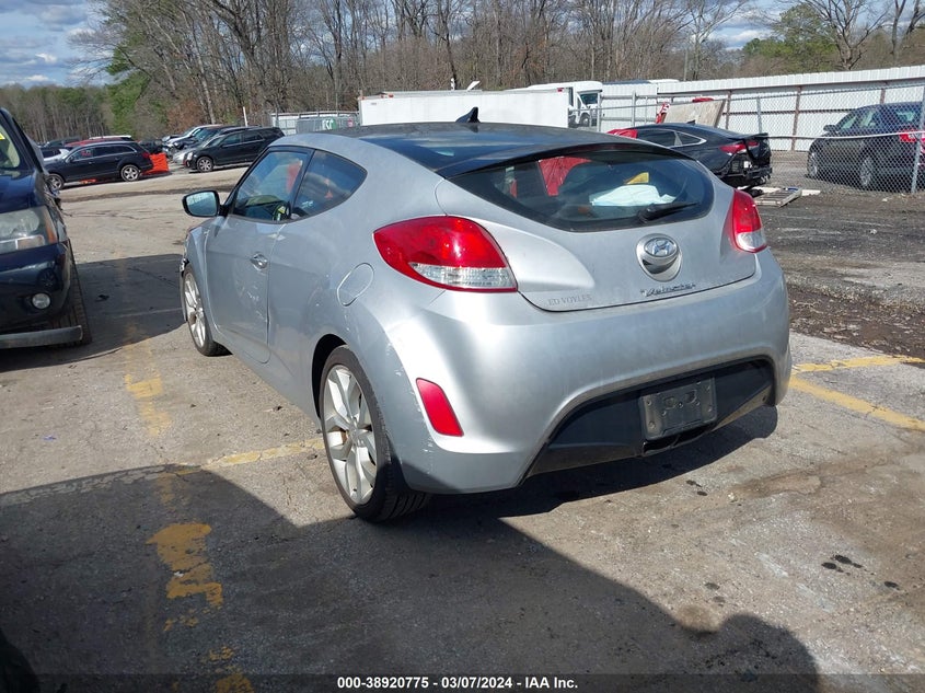 2013 Hyundai Veloster Base W/Black VIN: KMHTC6ADXDU116938 Lot: 38920775