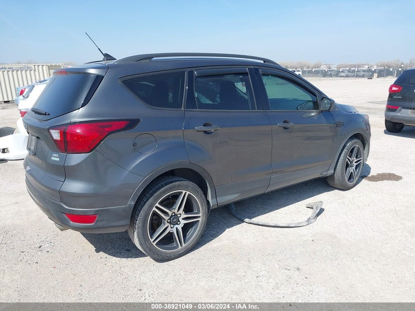 VIN 1FMCU0HD9KUB20184 2019 FORD ESCAPE SEL