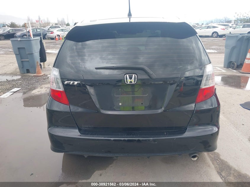 2013 HONDA FIT SPORT - JHMGE8H53DC080170