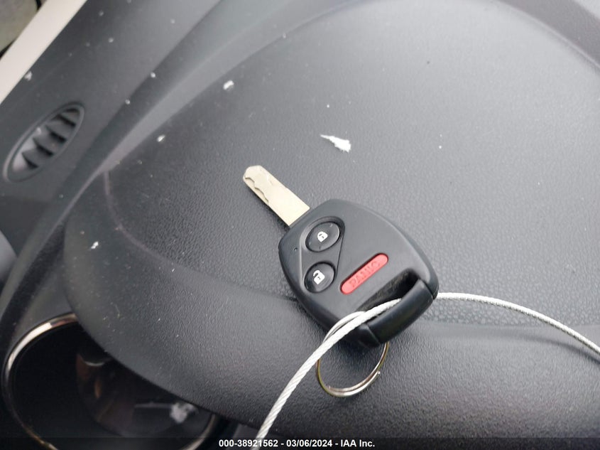 2013 HONDA FIT SPORT - JHMGE8H53DC080170