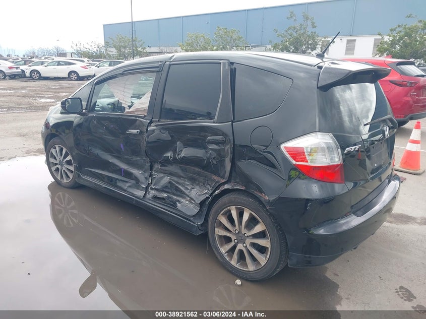 2013 HONDA FIT SPORT - JHMGE8H53DC080170