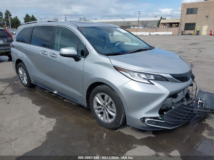 TOYOTA-SIENNA-5TDZRKEC5MS008058