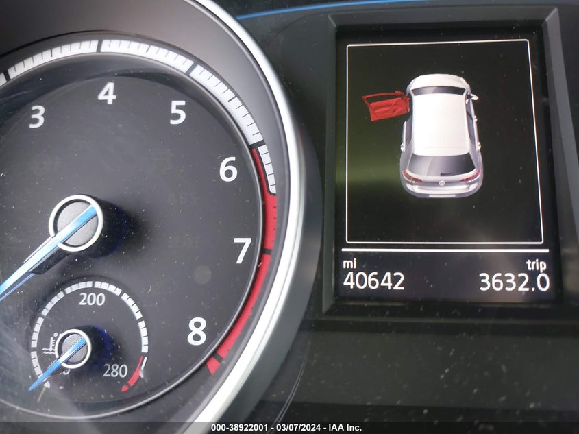 2016 VOLKSWAGEN GOLF R 4-DOOR - WVWLF7AU0GW241912