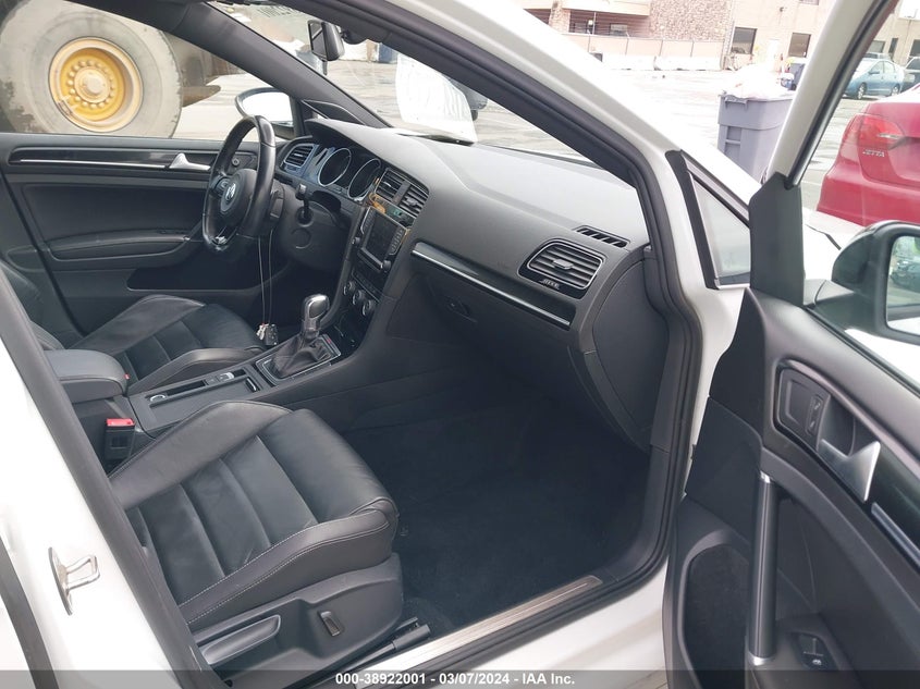 2016 VOLKSWAGEN GOLF R 4-DOOR - WVWLF7AU0GW241912