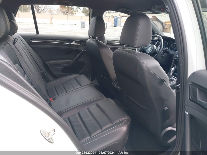2016 VOLKSWAGEN GOLF R 4-DOOR - WVWLF7AU0GW241912