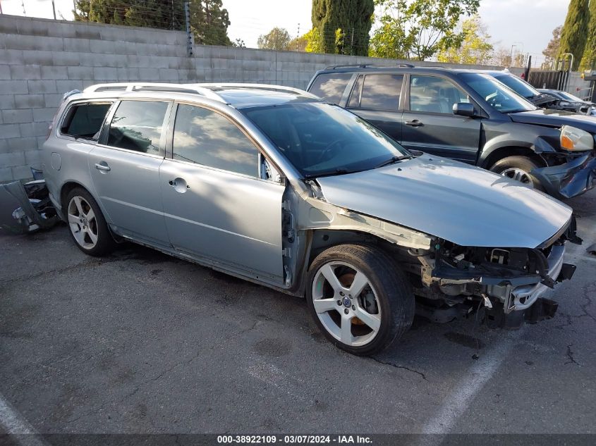 2010 Volvo V70 3.2/3.2 R-Design VIN: YV1960BW8A1120223 Lot: 38922109