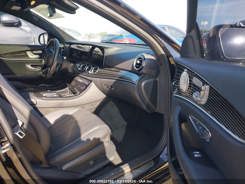VIN W1KZF8DB7NB096405 2022 MERCEDES-BENZ E 350