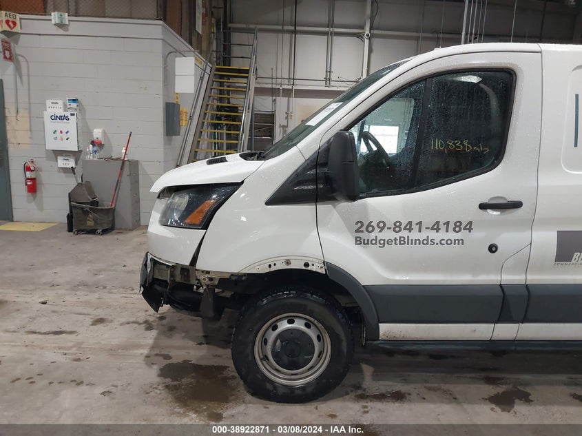 VIN 1FTYR1YM6HKA63738 2017 FORD TRANSIT-250