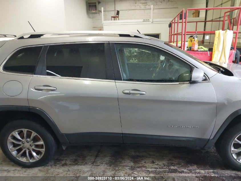 2019 Jeep Cherokee Latitude Plus 4X4 VIN: 1C4PJMLB6KD260799 Lot: 38923110