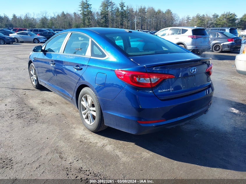 2015 HYUNDAI SONATA VIN: 5NPE24AF9FH043127