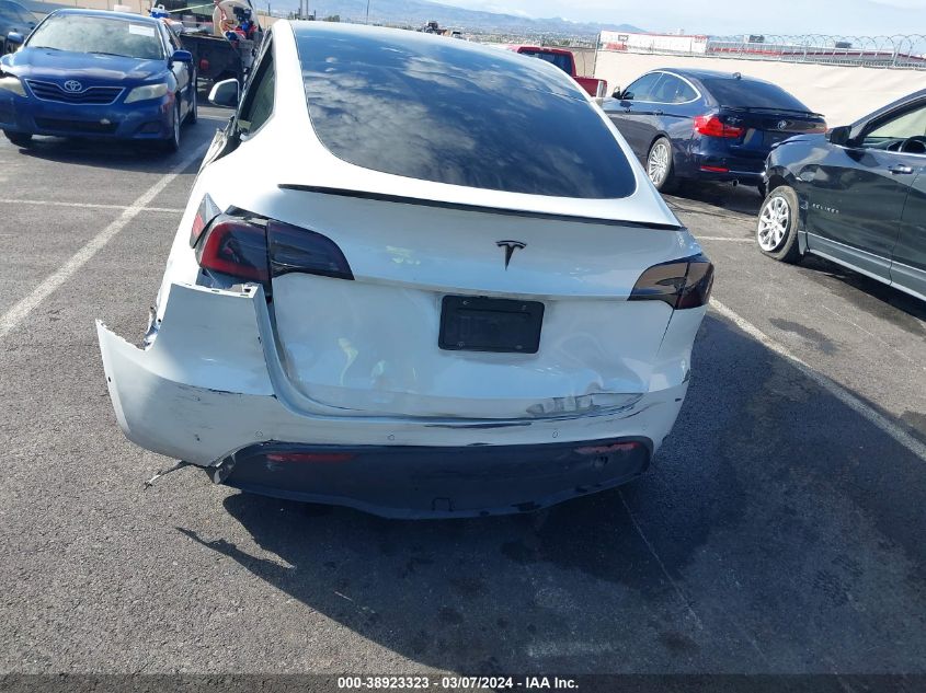 2021 Tesla Model Y Standard Range Rear-Wheel Drive VIN: 5YJYGDED2MF103025 Lot: 38923323