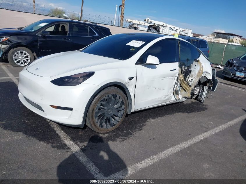 2021 Tesla Model Y Standard Range Rear-Wheel Drive VIN: 5YJYGDED2MF103025 Lot: 38923323