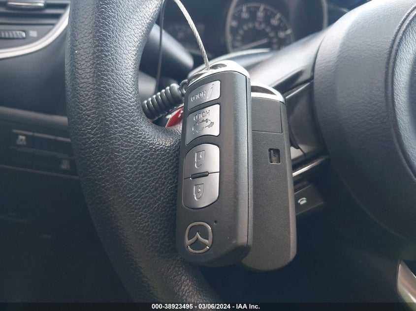 2017 MAZDA MAZDA3 SPORT - 3MZBN1U76HM101475