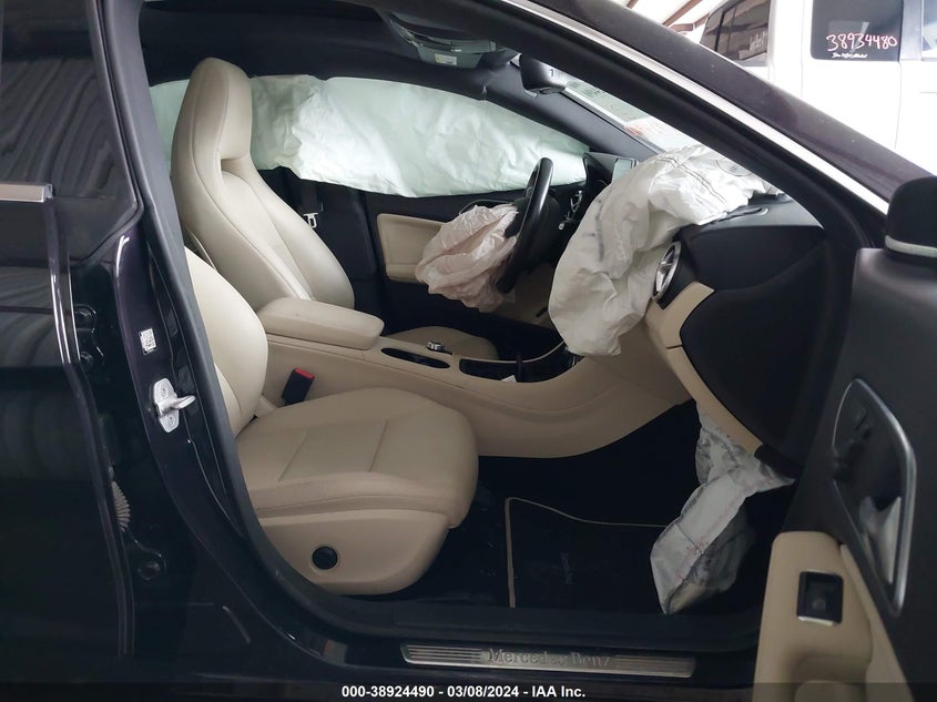 2015 MERCEDES-BENZ CLA 250 250 - WDDSJ4EB8FN177484