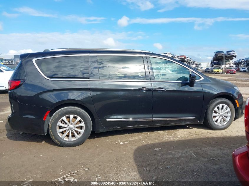 2019 Chrysler Pacifica Touring L VIN: 2C4RC1BG0KR650146 Lot: 38924540