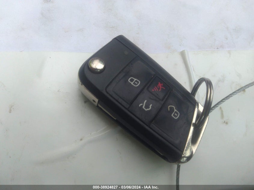 2015 VOLKSWAGEN GOLF SPORTWAGEN TDI SE 4-DOOR - 3VWCA7AU7FM515228