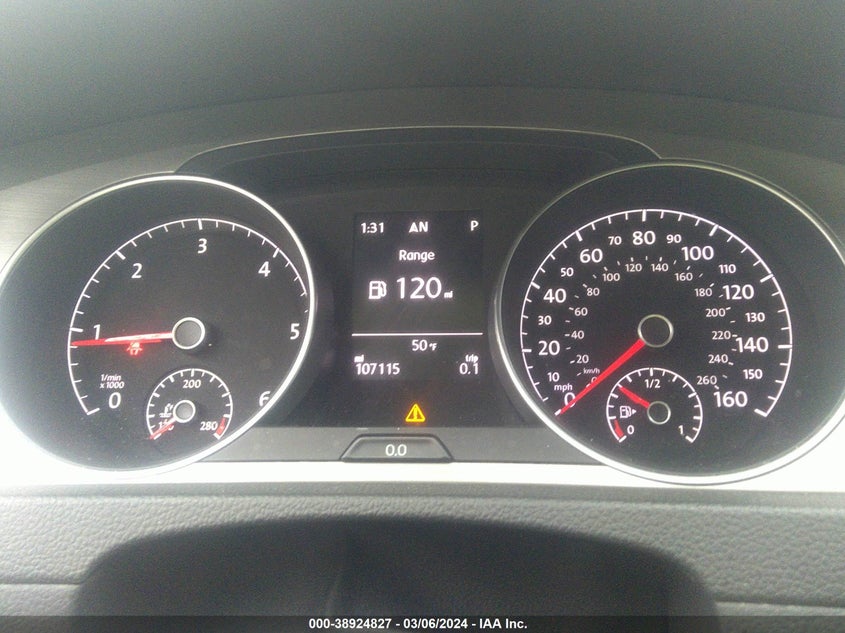 2015 VOLKSWAGEN GOLF SPORTWAGEN TDI SE 4-DOOR - 3VWCA7AU7FM515228