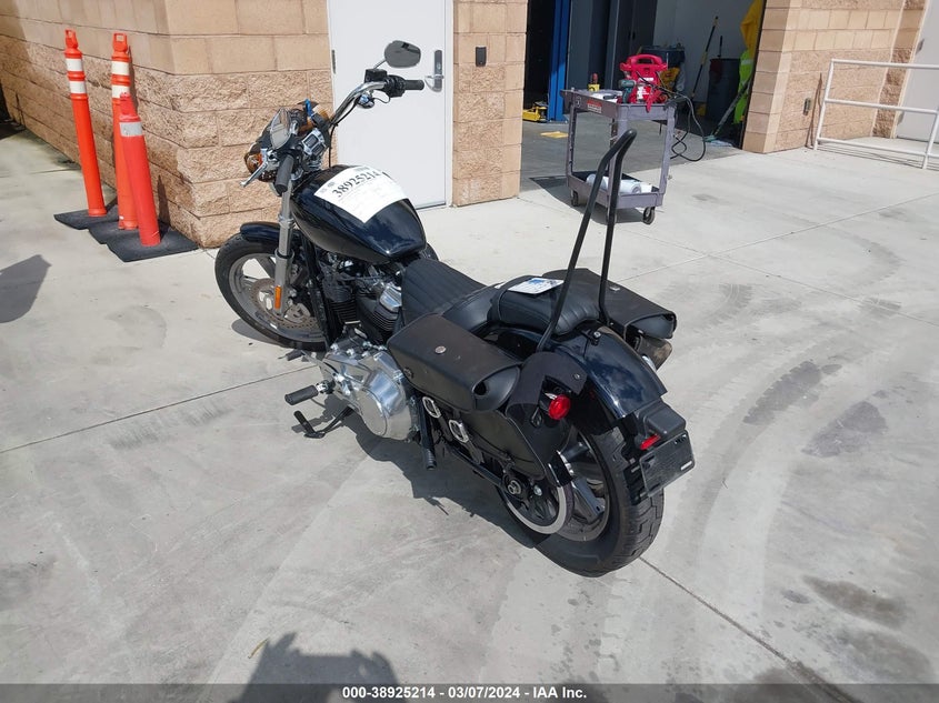 VIN 1HD1BVJ22NB052283 2022 HARLEY-DAVIDSON FXST
