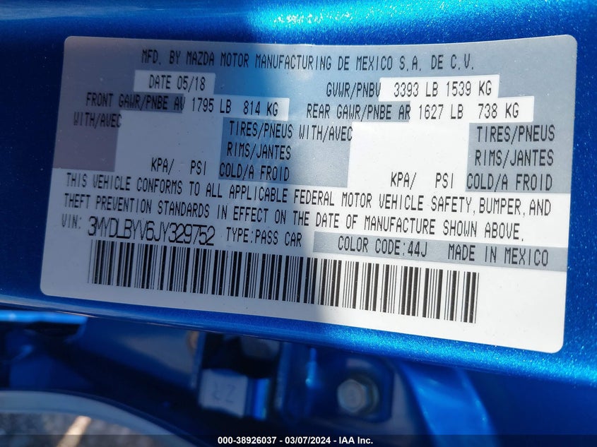 VIN 3MYDLBYV6JY329752 2018 TOYOTA YARIS IA