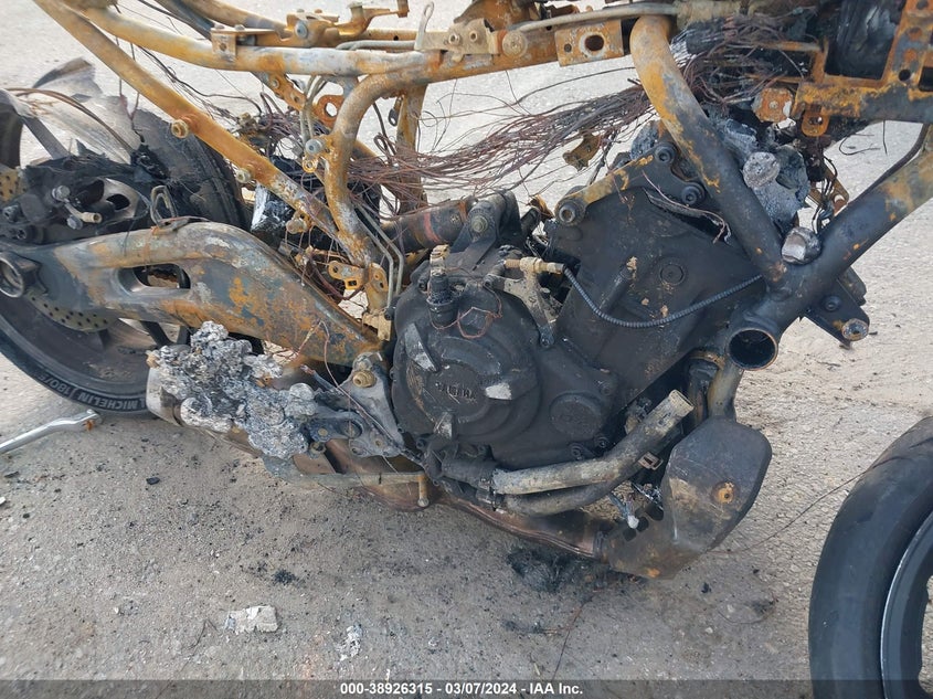 VIN JYARM32Y3NA001088 2022 YAMAHA MT07 C