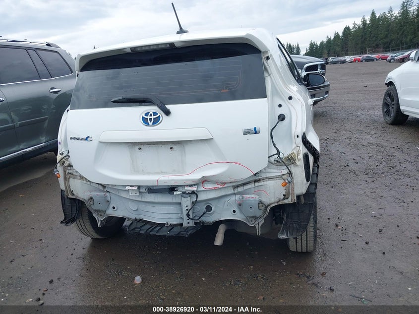 2013 TOYOTA PRIUS C FOUR - JTDKDTB35D1035333